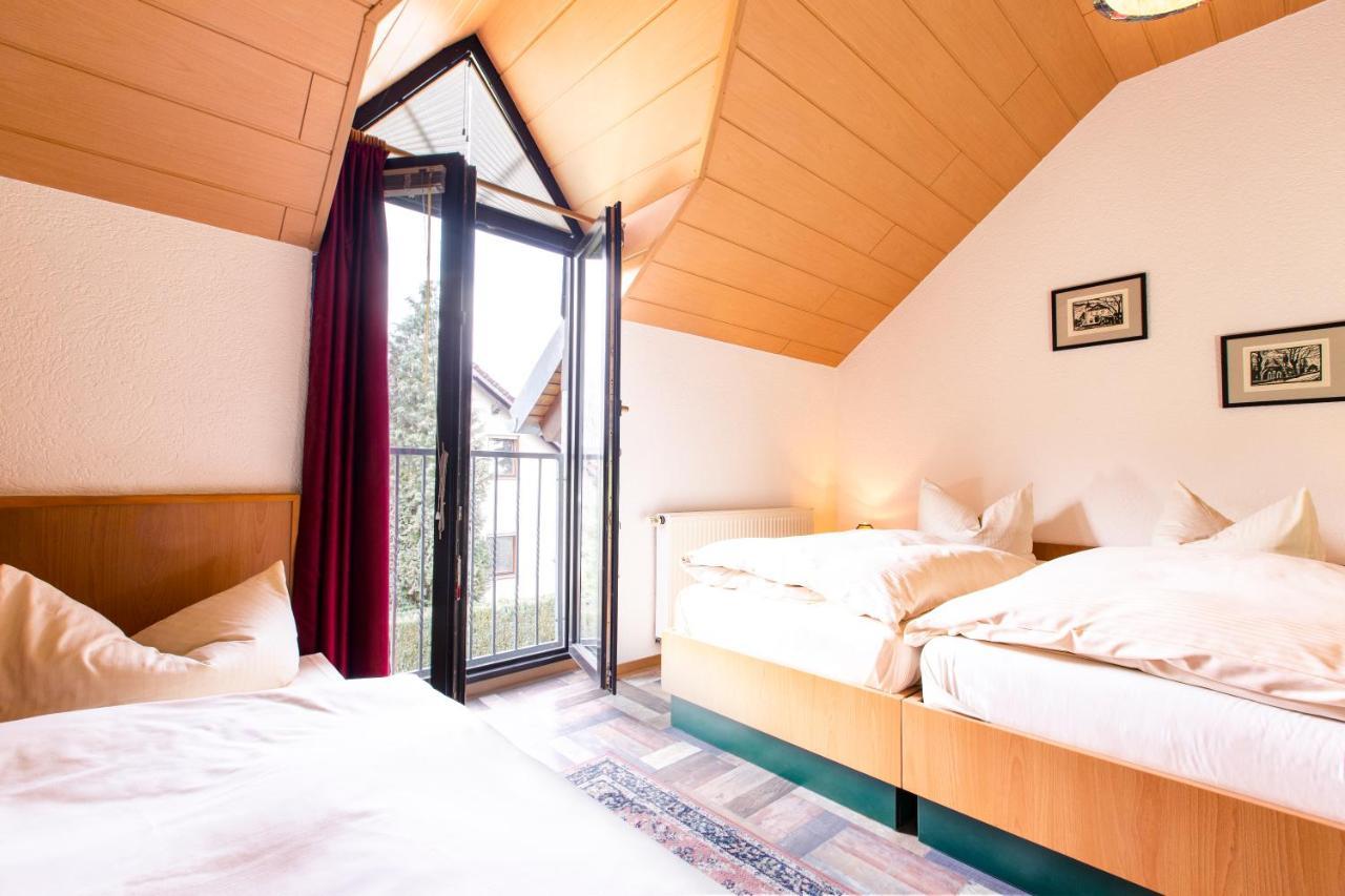 Hotel Schwarzes Ross à Arnsdorf  Extérieur photo